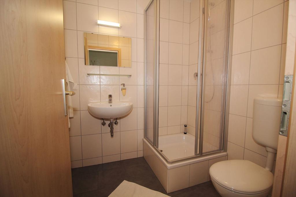 Kutterfisch Kajueten Direkt Im Stadthafen Apartment Sassnitz Exterior photo